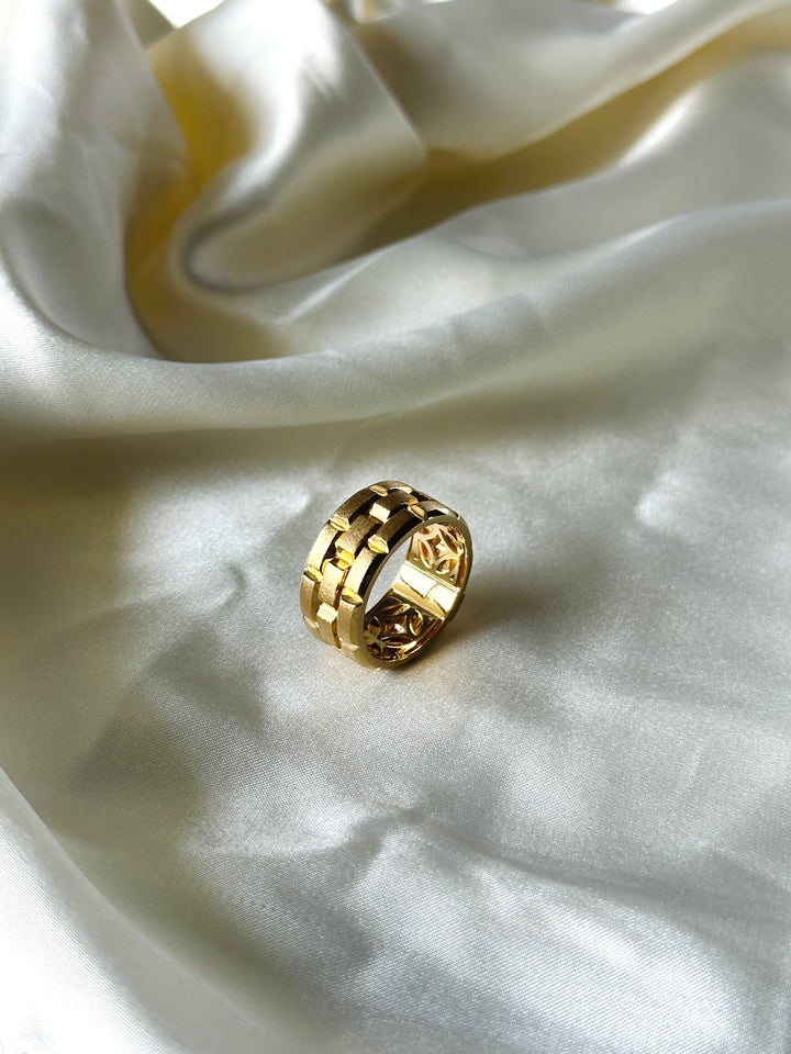Tower 18K Yellow Gold Statement Ring
