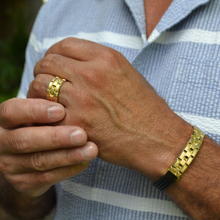 Tower 18K Yellow Gold Statement Ring