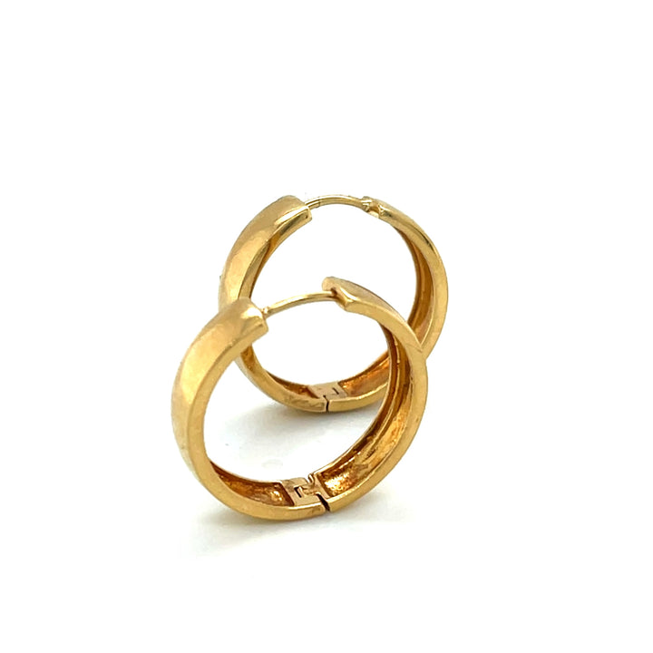 Classic 18K Yellow Gold Hoop Earrings with Hinged Snap Closure