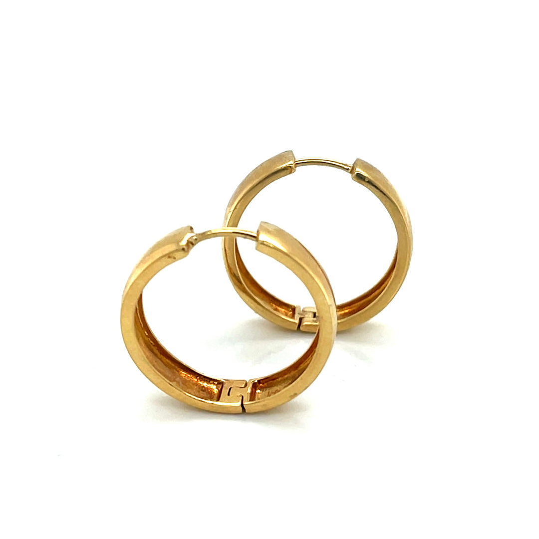 Classic 18K Yellow Gold Hoop Earrings with Hinged Snap Closure