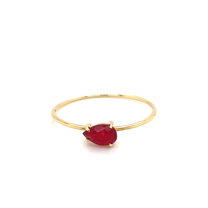 Scarlette 18K Yellow Gold Red Quartz Ring