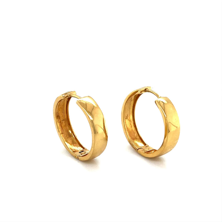 Classic 18K Yellow Gold Hoop Earrings with Hinged Snap Closure